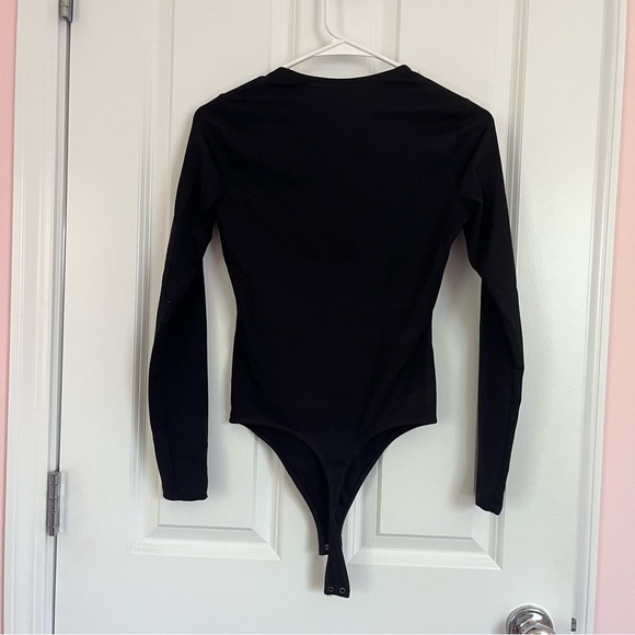 Abercrombie Black Long Sleeve Double-Layered Seamless Fabric Bodysuit - Picture 2 of 4